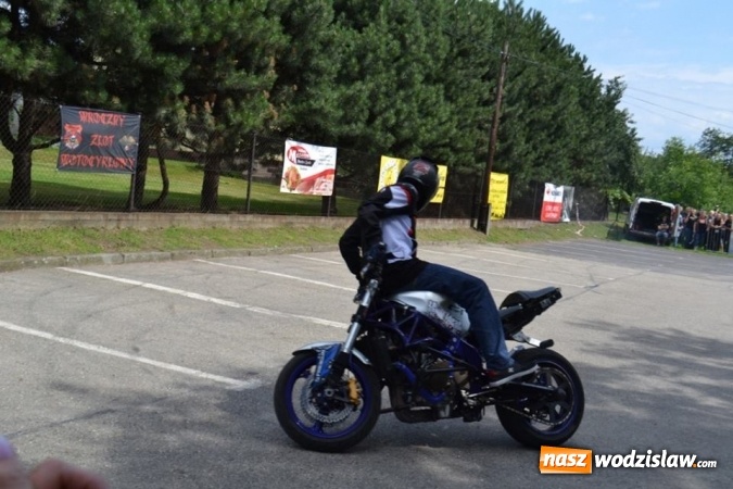 Zdjęcie w galerii na portalu naszwodzislaw.com: Dni Godowa za nami. Gwiazdą imprezy był zespół Bracia  wiadomości z regionu