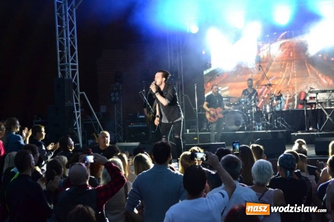 Zdjęcie w galerii na portalu naszwodzislaw.com: Dni Godowa za nami. Gwiazdą imprezy był zespół Bracia  wiadomości z regionu