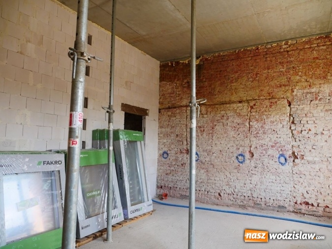 Zdjęcie w galerii na portalu naszwodzislaw.com: Jak przebiega rewitalizacja dworca? Koszt inwestycji przekroczył 14 milionów złotych wiadomości z regionu