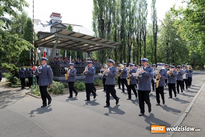 Zdjęcie w galerii na portalu naszwodzislaw.com: Nowo przyjęci policjanci złożyli ślubowanie wiadomości z regionu