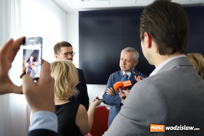Zdjęcie w galerii na portalu naszwodzislaw.com: Włączanie wyłączonych, czyli rządowe serwisy wkrótce dostępne dla wszystkich wiadomości z regionu