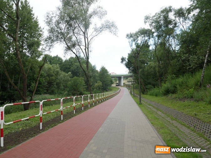 Zdjęcie w galerii na portalu naszwodzislaw.com: Łącznik Stare Miasto-Rodzinny Park Rozrywki już gotowy. Dziś oficjalne otwarcie wiadomości z regionu