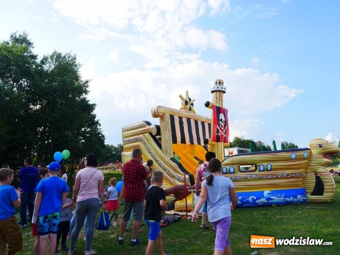 Zdjęcie w galerii na portalu naszwodzislaw.com: Popołudnie z Sąsiadem i Unią Europejską. Frekwencja i humory dopisały wiadomości z regionu