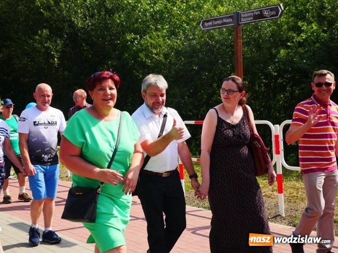 Zdjęcie w galerii na portalu naszwodzislaw.com: Popołudnie z Sąsiadem i Unią Europejską. Frekwencja i humory dopisały wiadomości z regionu