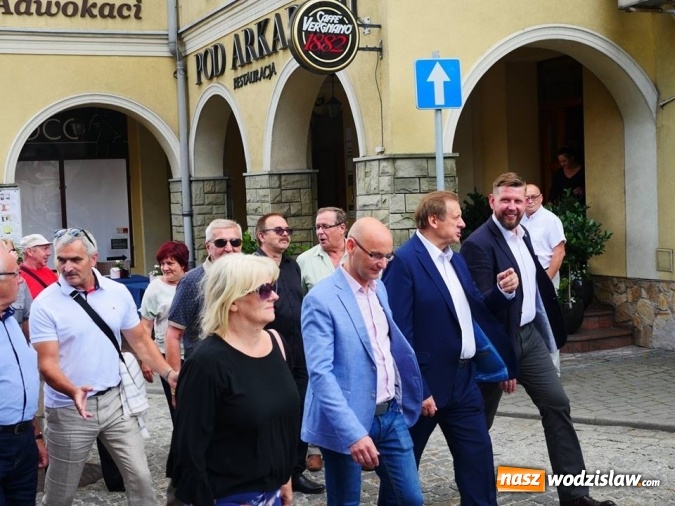 Zdjęcie w galerii na portalu naszwodzislaw.com: Popołudnie z Sąsiadem i Unią Europejską. Frekwencja i humory dopisały wiadomości z regionu