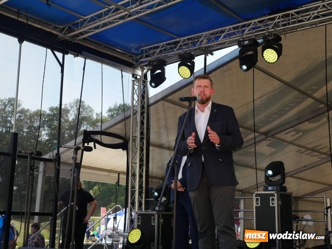 Zdjęcie w galerii na portalu naszwodzislaw.com: Popołudnie z Sąsiadem i Unią Europejską. Frekwencja i humory dopisały wiadomości z regionu