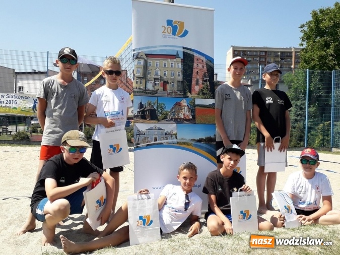 Zdjęcie w galerii na portalu naszwodzislaw.com: Znamy wyniki VI Grand Prix Starosty Wodzisławskiego w siatkówce plażowej wiadomości z regionu