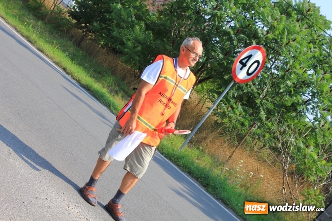 Zdjęcie w galerii na portalu naszwodzislaw.com: 228 pielgrzymów wyruszyło dziś w drogę z Lubomi na Jasną Górę wiadomości z regionu