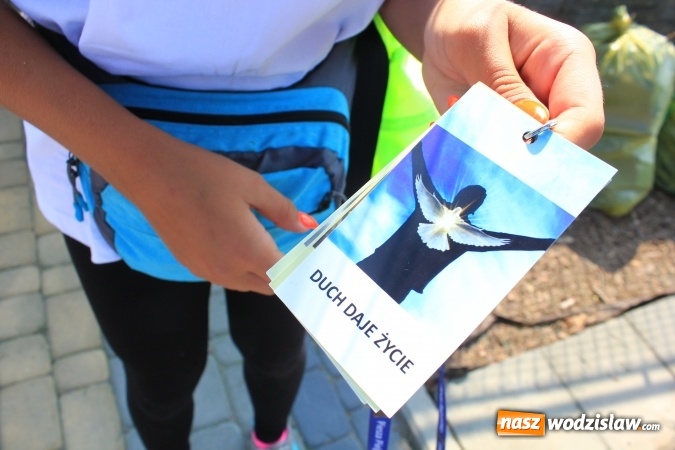 Zdjęcie w galerii na portalu naszwodzislaw.com: 228 pielgrzymów wyruszyło dziś w drogę z Lubomi na Jasną Górę wiadomości z regionu