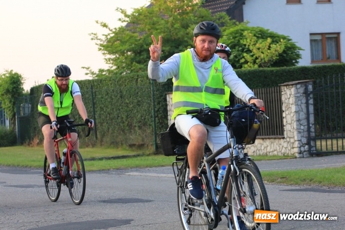 Zdjęcie w galerii na portalu naszwodzislaw.com: Ruszyła XIII Rowerowa Pielgrzymka z Lubomi na Jasną Górę wiadomości z regionu