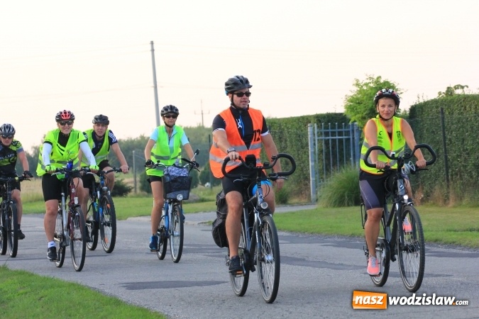 Zdjęcie w galerii na portalu naszwodzislaw.com: Ruszyła XIII Rowerowa Pielgrzymka z Lubomi na Jasną Górę wiadomości z regionu