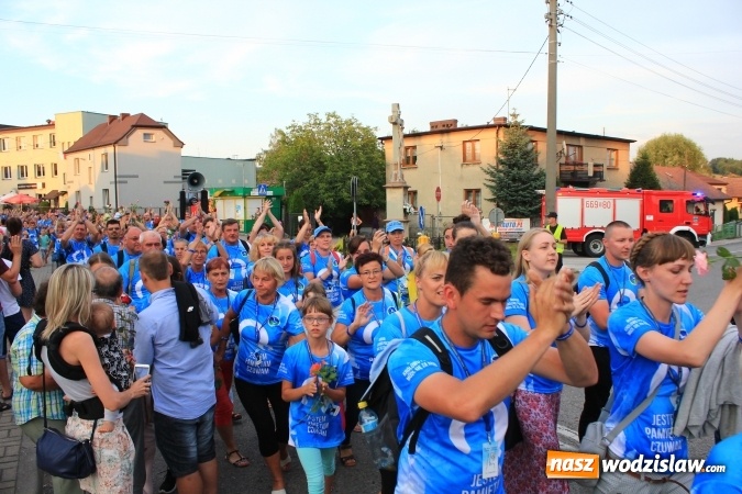 Zdjęcie w galerii na portalu naszwodzislaw.com: Pielgrzymi szczęśliwie wrócili do domów wiadomości z regionu