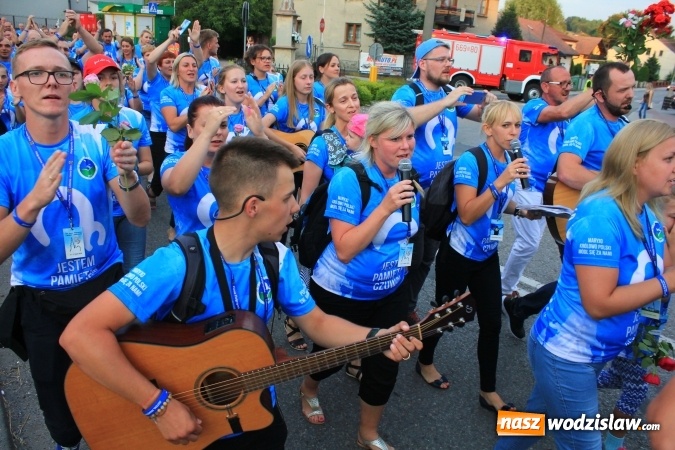 Zdjęcie w galerii na portalu naszwodzislaw.com: Pielgrzymi szczęśliwie wrócili do domów wiadomości z regionu