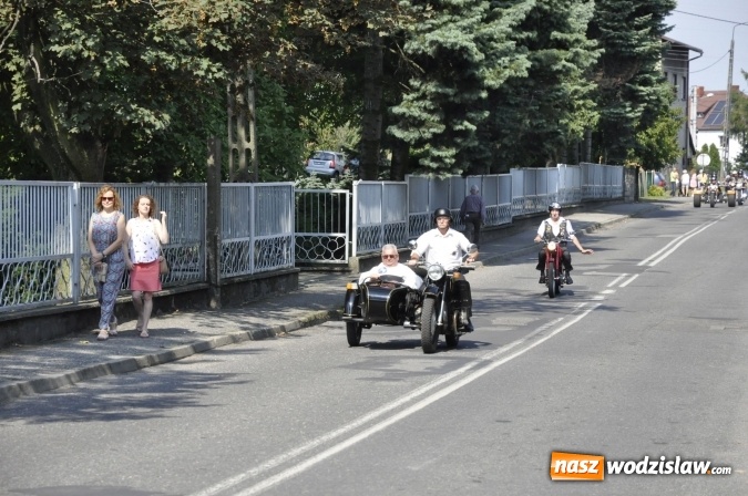 Zdjęcie w galerii na portalu naszwodzislaw.com: Odpustowa parada motocyklistów w Pogrzebieniu wiadomości z regionu