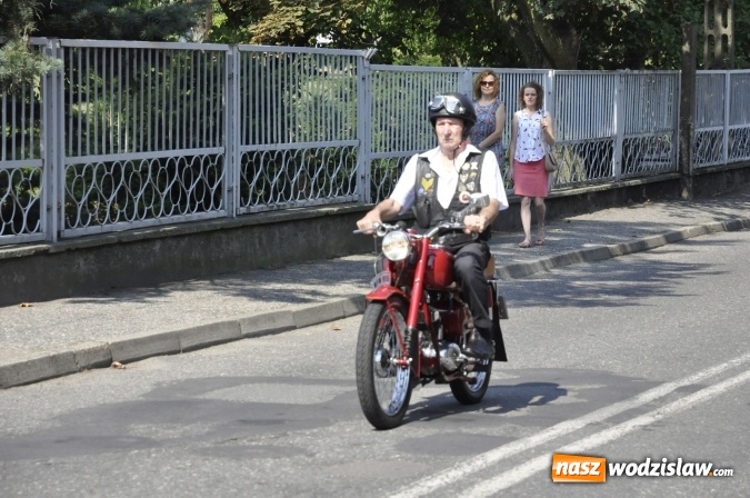 Zdjęcie w galerii na portalu naszwodzislaw.com: Odpustowa parada motocyklistów w Pogrzebieniu wiadomości z regionu