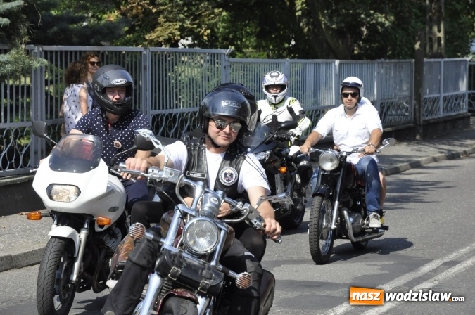 Zdjęcie w galerii na portalu naszwodzislaw.com: Odpustowa parada motocyklistów w Pogrzebieniu wiadomości z regionu