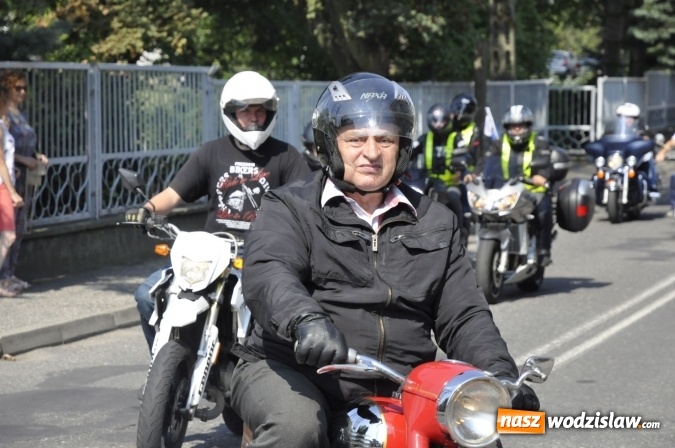Zdjęcie w galerii na portalu naszwodzislaw.com: Odpustowa parada motocyklistów w Pogrzebieniu wiadomości z regionu