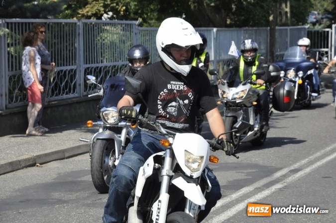 Zdjęcie w galerii na portalu naszwodzislaw.com: Odpustowa parada motocyklistów w Pogrzebieniu wiadomości z regionu