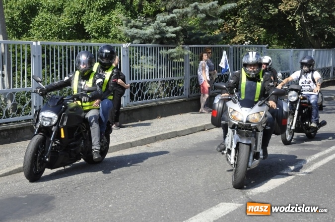 Zdjęcie w galerii na portalu naszwodzislaw.com: Odpustowa parada motocyklistów w Pogrzebieniu wiadomości z regionu