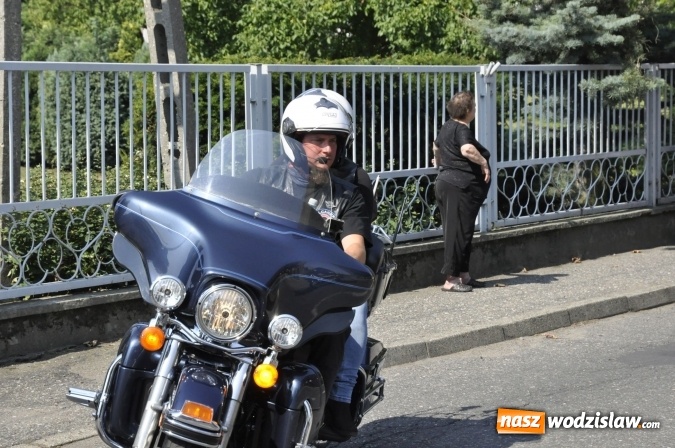 Zdjęcie w galerii na portalu naszwodzislaw.com: Odpustowa parada motocyklistów w Pogrzebieniu wiadomości z regionu
