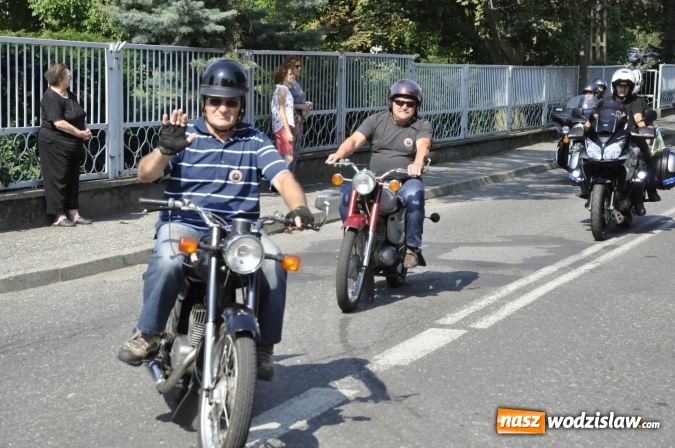 Zdjęcie w galerii na portalu naszwodzislaw.com: Odpustowa parada motocyklistów w Pogrzebieniu wiadomości z regionu