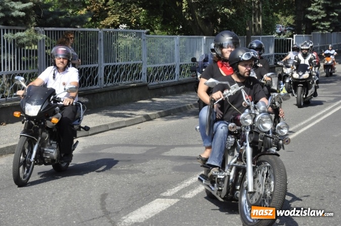 Zdjęcie w galerii na portalu naszwodzislaw.com: Odpustowa parada motocyklistów w Pogrzebieniu wiadomości z regionu