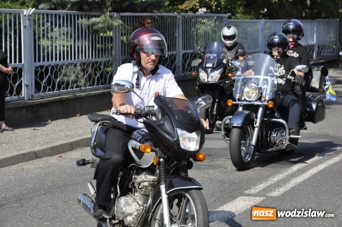 Zdjęcie w galerii na portalu naszwodzislaw.com: Odpustowa parada motocyklistów w Pogrzebieniu wiadomości z regionu