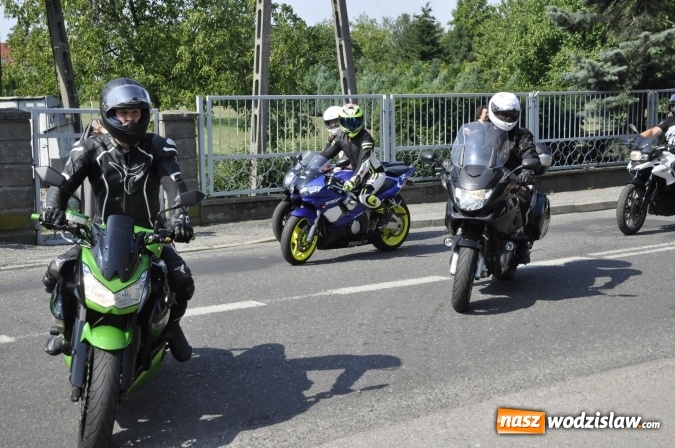 Zdjęcie w galerii na portalu naszwodzislaw.com: Odpustowa parada motocyklistów w Pogrzebieniu wiadomości z regionu