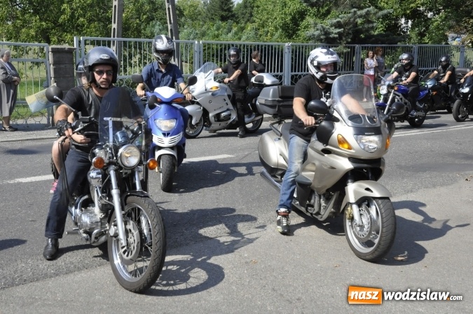 Zdjęcie w galerii na portalu naszwodzislaw.com: Odpustowa parada motocyklistów w Pogrzebieniu wiadomości z regionu