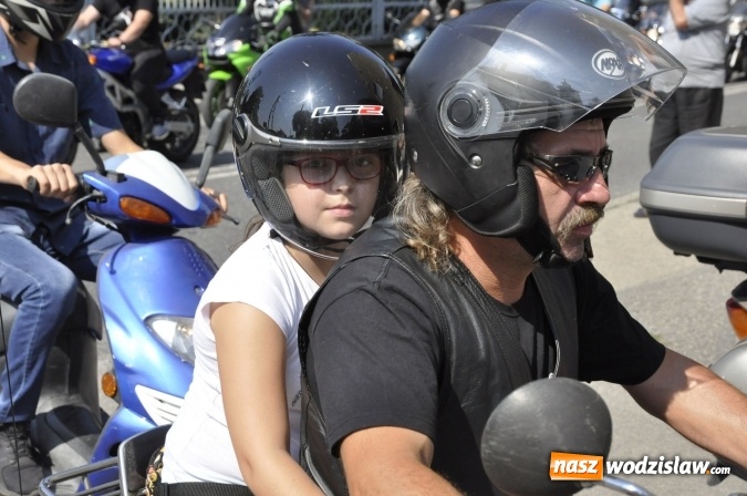 Zdjęcie w galerii na portalu naszwodzislaw.com: Odpustowa parada motocyklistów w Pogrzebieniu wiadomości z regionu