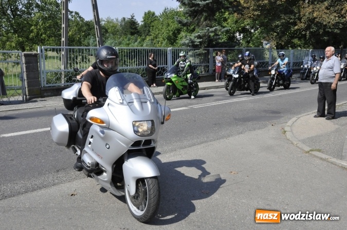 Zdjęcie w galerii na portalu naszwodzislaw.com: Odpustowa parada motocyklistów w Pogrzebieniu wiadomości z regionu