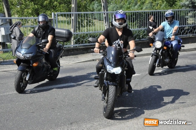 Zdjęcie w galerii na portalu naszwodzislaw.com: Odpustowa parada motocyklistów w Pogrzebieniu wiadomości z regionu