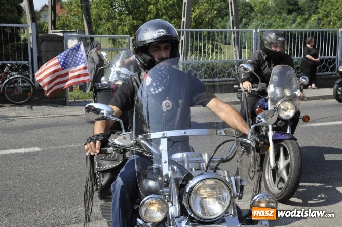 Zdjęcie w galerii na portalu naszwodzislaw.com: Odpustowa parada motocyklistów w Pogrzebieniu wiadomości z regionu