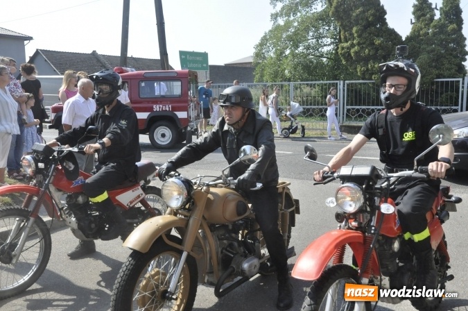 Zdjęcie w galerii na portalu naszwodzislaw.com: Odpustowa parada motocyklistów w Pogrzebieniu wiadomości z regionu