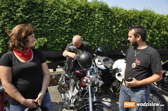 Zdjęcie w galerii na portalu naszwodzislaw.com: Odpustowa parada motocyklistów w Pogrzebieniu wiadomości z regionu
