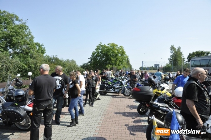 Zdjęcie w galerii na portalu naszwodzislaw.com: Odpustowa parada motocyklistów w Pogrzebieniu wiadomości z regionu