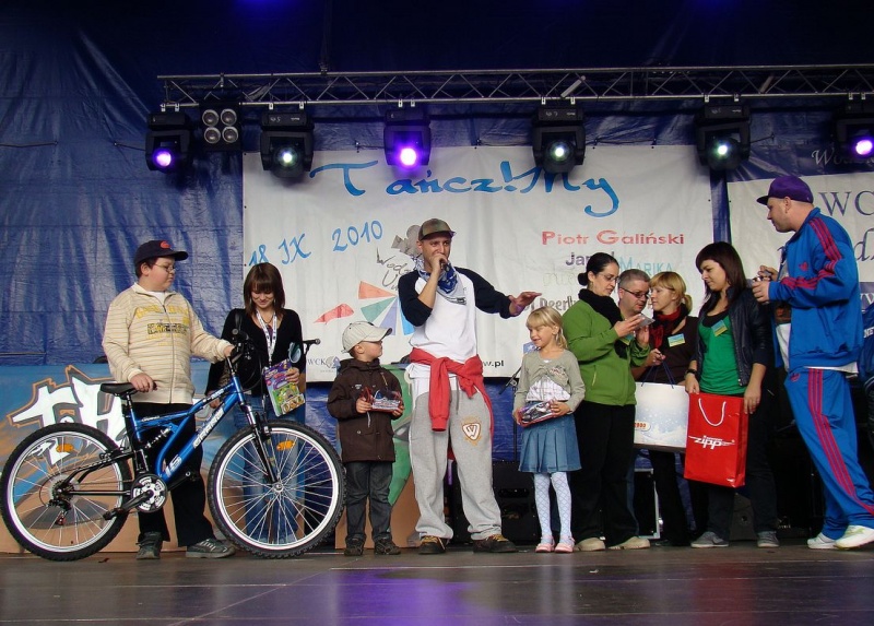 Zdjęcie w galerii na portalu naszwodzislaw.com: Roztańczony wodzi, wodzi, Wodzisław! wiadomości z regionu