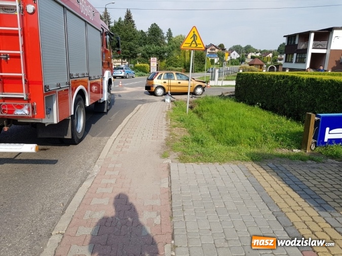 Zdjęcie w galerii na portalu naszwodzislaw.com: Wymusił pierwszeństwo. Zatrzymano mu prawo jazdy  wiadomości z regionu