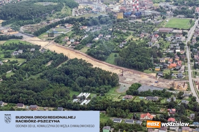 Zdjęcie w galerii na portalu naszwodzislaw.com: Pierwszy kilometr drogi Racibórz-Pszczyna gotowy wiadomości z regionu