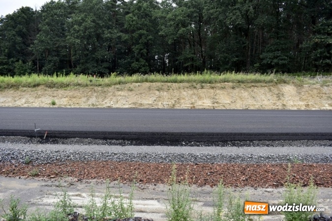 Zdjęcie w galerii na portalu naszwodzislaw.com: Pierwszy kilometr drogi Racibórz-Pszczyna gotowy wiadomości z regionu
