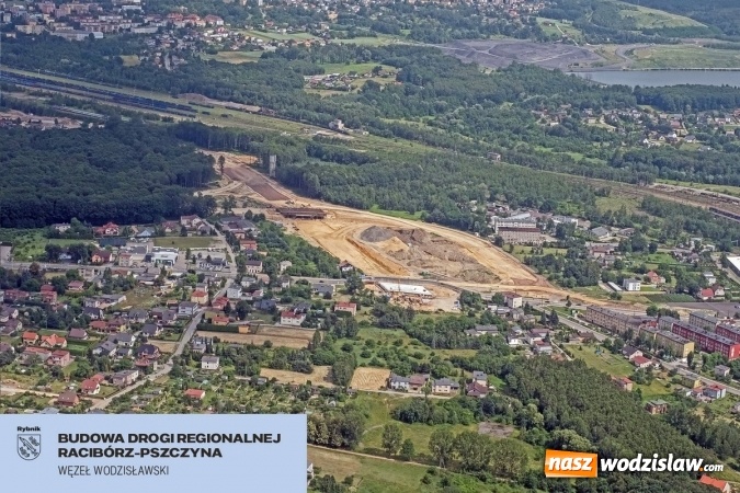 Zdjęcie w galerii na portalu naszwodzislaw.com: Pierwszy kilometr drogi Racibórz-Pszczyna gotowy wiadomości z regionu