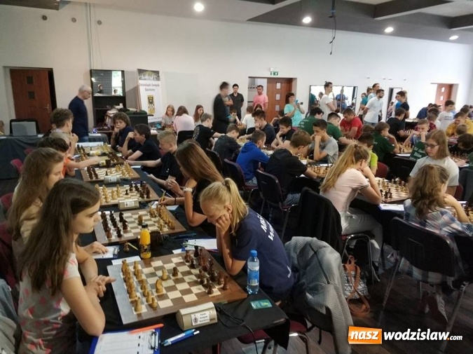 Zdjęcie w galerii na portalu naszwodzislaw.com: Awans szachistów z Rydułtów do Ekstraligi Juniorów wiadomości z regionu
