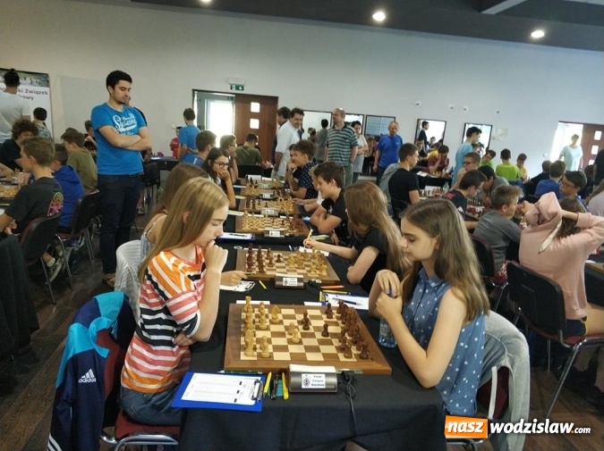 Zdjęcie w galerii na portalu naszwodzislaw.com: Awans szachistów z Rydułtów do Ekstraligi Juniorów wiadomości z regionu