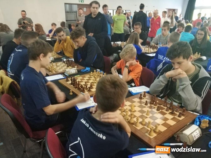 Zdjęcie w galerii na portalu naszwodzislaw.com: Awans szachistów z Rydułtów do Ekstraligi Juniorów wiadomości z regionu