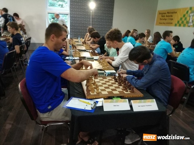 Zdjęcie w galerii na portalu naszwodzislaw.com: Awans szachistów z Rydułtów do Ekstraligi Juniorów wiadomości z regionu