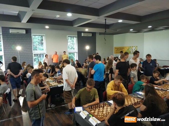 Zdjęcie w galerii na portalu naszwodzislaw.com: Awans szachistów z Rydułtów do Ekstraligi Juniorów wiadomości z regionu