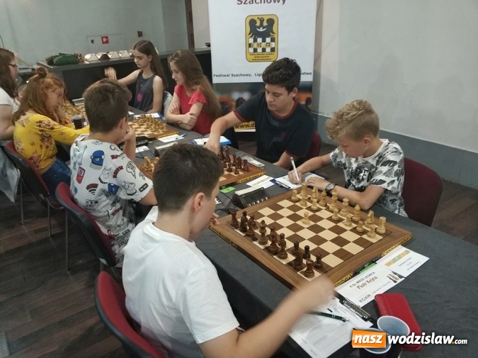 Zdjęcie w galerii na portalu naszwodzislaw.com: Awans szachistów z Rydułtów do Ekstraligi Juniorów wiadomości z regionu