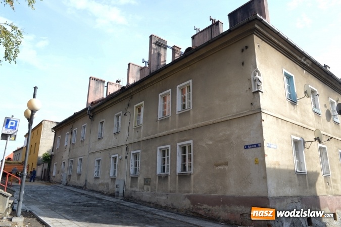 Zdjęcie w galerii na portalu naszwodzislaw.com: Miasto unieważniło przetarg na termomodernizację wodzisławskich kamienic wiadomości z regionu
