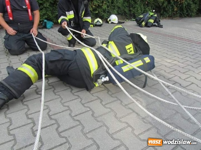 Zdjęcie w galerii na portalu naszwodzislaw.com: Strażacy z Gminy Godów przeszli ćwiczenia wiadomości z regionu