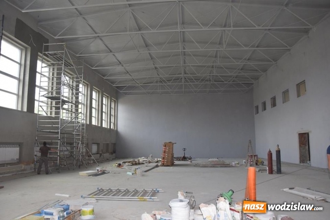 Zdjęcie w galerii na portalu naszwodzislaw.com: Trwa przebudowa hali w Rydułtowach. Koszt inwestycji przekracza 4 miliony złotych wiadomości z regionu